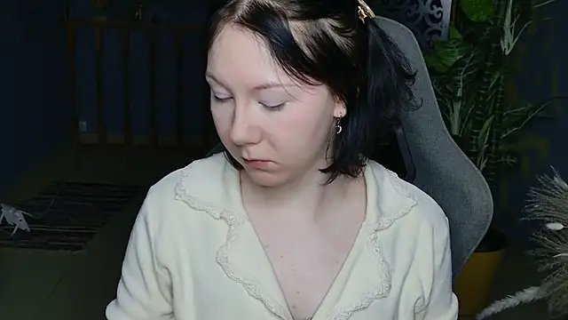 Snapshot of NancyMartinez chatting on November 18, 2025, 5:12 am NancyMartinez online show from November 18, 2025, 5:12 am