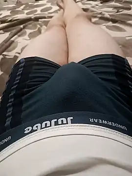 red red00 online show from February 6, 2025, 2:37 pm