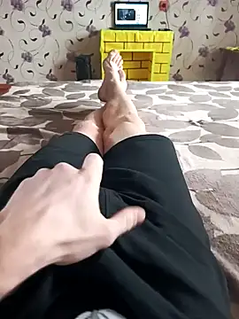 red red00 online show from February 9, 2025, 10:09 am