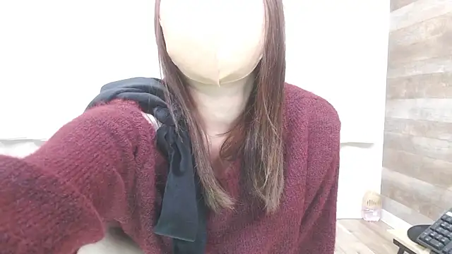 Snapshot of asahi_hime_69 chatting on December 2, 2025, 10:31 am asahi hime 69 online show from December 2, 2025, 10:31 am