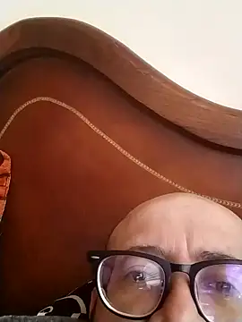 horfet online show from October 18, 2025, 1:34 pm