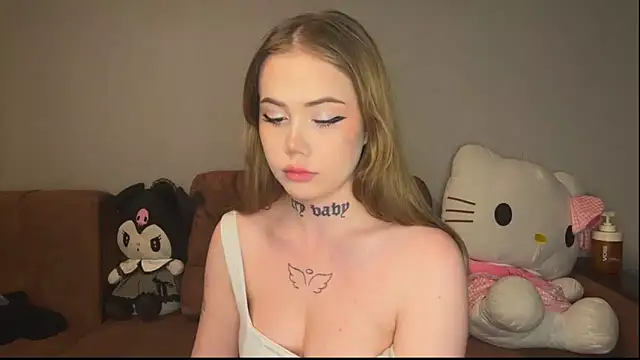 Snapshot of hanna_cry_baby chatting on February 9, 2026, 10:25 pm hanna cry baby online show from February 9, 2026, 10:25 pm