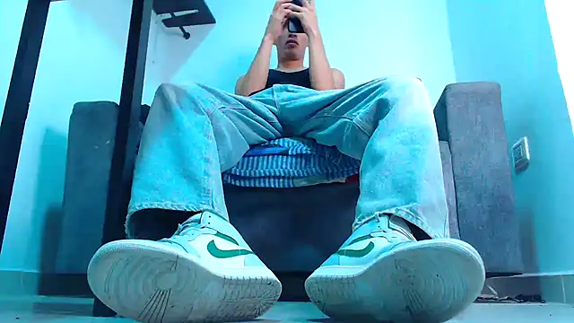 Snapshot of mastersmits chatting on October 30, 2025, 6:37 am mastersmits online show from October 30, 2025, 6:37 am