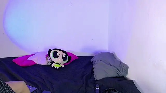 KetraWesttt online show from October 30, 2025, 4:58 am