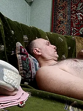 Pineapple04 online show from March 26, 2026, 8:25 pm