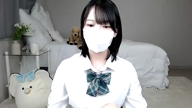 mei mei chan online show from December 7, 2024, 6:43 am