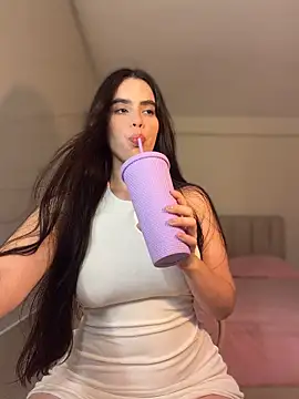Mavi Coless online show from July 1, 2026, 2:24 am