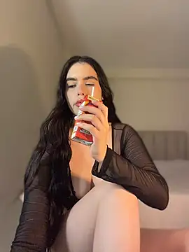 Mavi Coless online show from July 19, 2026, 2:26 am