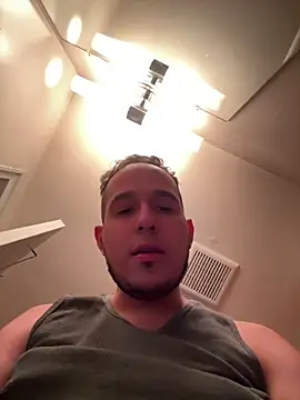 Snapshot of Maybe2Morrow chatting on March 3, 2025, 8:16 am Maybe2Morrow online show from March 3, 2025, 8:16 am