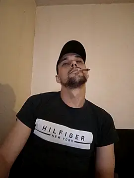 kx93 online show from October 21, 2025, 5:13 pm