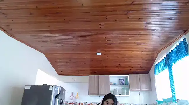 Cuty sexy hot online show from March 9, 2025, 5:49 pm