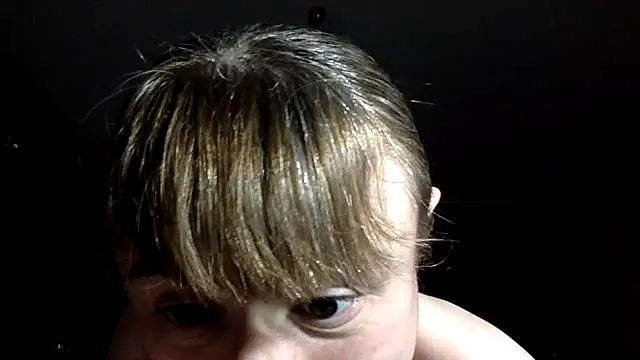 KlavdiaPetrivna online show from December 13, 2025, 8:47 pm