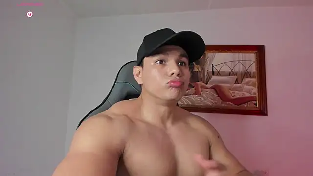 RoyConstance online show from April 6, 2026, 4:46 am