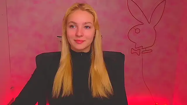 Snapshot of Milka_kiss_ chatting on December 3, 2024, 6:48 am Milka kiss online show from December 3, 2024, 6:48 am