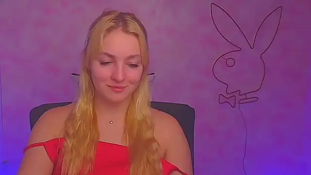 Snapshot of Milka_kiss_ chatting on December 15, 2024, 10:07 am Milka kiss online show from December 15, 2024, 10:07 am