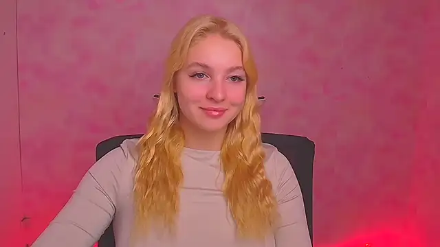 Snapshot of Milka_kiss_ chatting on January 3, 2025, 6:44 am Milka kiss online show from January 3, 2025, 6:44 am