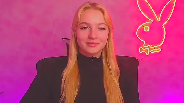 Snapshot of Milka_kiss_ chatting on January 11, 2025, 12:29 pm Milka kiss online show from January 11, 2025, 12:29 pm
