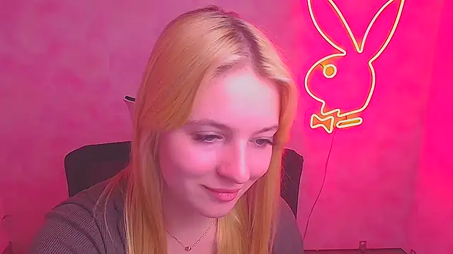 Snapshot of Milka_kiss_ chatting on February 11, 2025, 10:37 am Milka kiss online show from February 11, 2025, 10:37 am