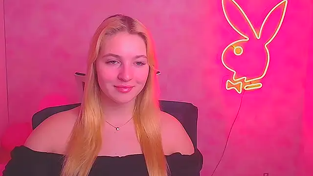 Snapshot of Milka_kiss_ chatting on February 23, 2025, 6:39 am Milka kiss online show from February 23, 2025, 6:39 am