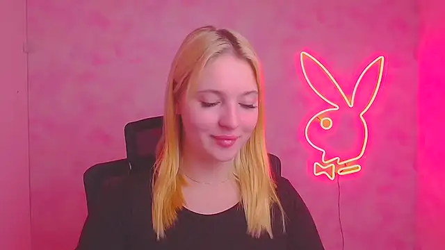 Milka kiss  online show from November 6, 2025, 12:39 pm