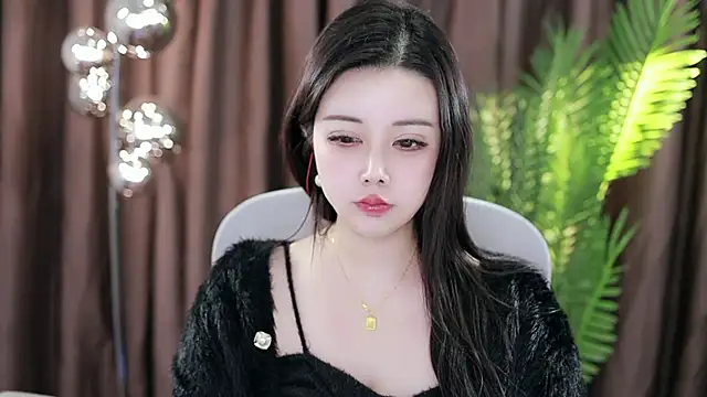Snapshot of Qiaoqiao_ chatting on January 27, 2025, 5:36 am Qiaoqiao online show from January 27, 2025, 5:36 am