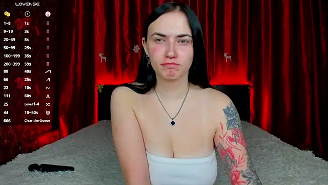 Witch Lady online show from December 14, 2025, 7:36 am