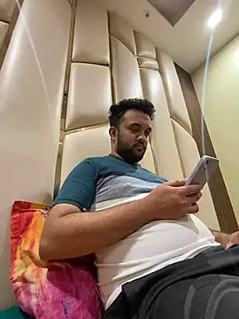 Snapshot of BengaliBabu_Rohan chatting on December 24, 2024, 6:39 pm BengaliBabu Rohan online show from December 24, 2024, 6:39 pm