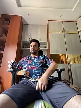 Snapshot of BengaliBabu_Rohan chatting on March 3, 2025, 6:48 am BengaliBabu Rohan online show from March 3, 2025, 6:48 am