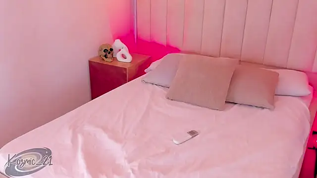 kosmic Angel online show from October 31, 2025, 1:45 pm