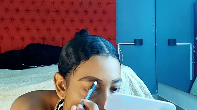 Snapshot of flavia_cruz chatting on January 18, 2026, 7:17 pm flavia cruz online show from January 18, 2026, 7:17 pm