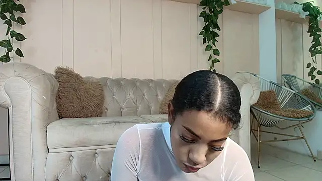 Snapshot of flavia_cruz chatting on February 8, 2026, 7:17 pm flavia cruz online show from February 8, 2026, 7:17 pm