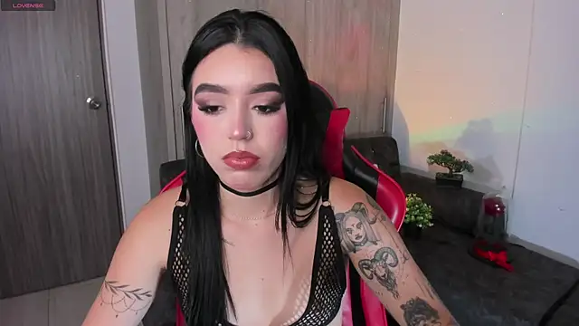 Snapshot of zoee_jackson chatting on February 8, 2026, 9:34 am zoee jackson online show from February 8, 2026, 9:34 am