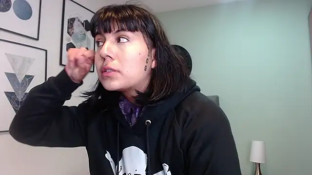 amy adams1 online show from October 15, 2025, 4:34 am