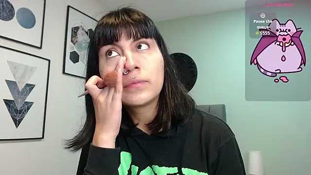 amy adams1 online show from November 26, 2025, 4:35 am