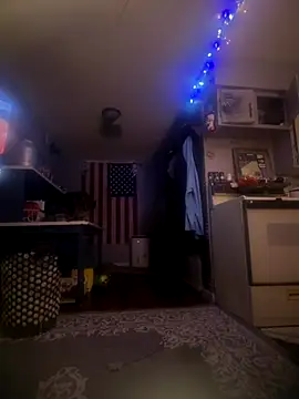 matte36  online show from November 5, 2025, 3:50 am