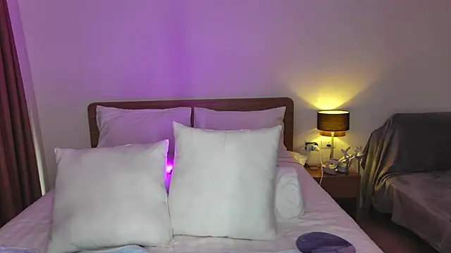 Snapshot of YourSexyNeighbour chatting on December 25, 2024, 6:09 am YourSexyNeighbour online show from December 25, 2024, 6:09 am