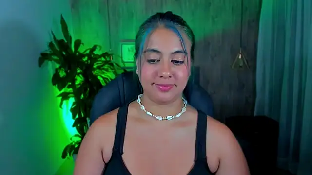 Snapshot of Xisu_ chatting on January 14, 2025, 6:24 am Xisu online show from January 14, 2025, 6:24 am