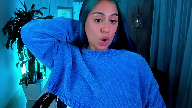 Snapshot of Xisu_ chatting on January 29, 2025, 6:33 am Xisu online show from January 29, 2025, 6:33 am