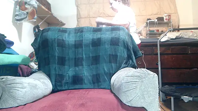 ladyscarlotta online show from March 4, 2026, 6:25 pm