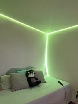 Snapshot of AmmyCollinsW chatting on February 27, 2026, 10:21 pm AmmyCollinsW online show from February 27, 2026, 10:21 pm