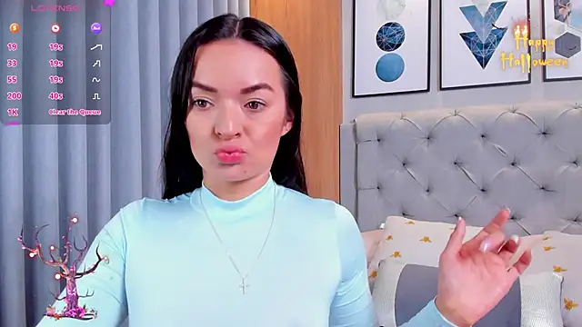 lennabell online show from October 10, 2025, 4:50 pm