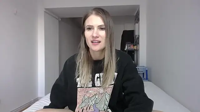 Snapshot of NattyReturn chatting on January 25, 2025, 2:47 pm NattyReturn online show from January 25, 2025, 2:47 pm