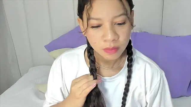 brithany rousee online show from February 6, 2025, 7:18 pm