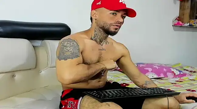 Snapshot of BruceNixon chatting on January 15, 2025, 7:44 pm BruceNixon online show from January 15, 2025, 7:44 pm