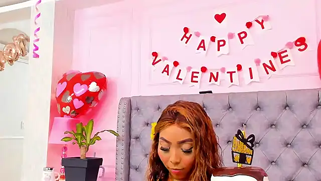 HaileeRoberts online show from February 18, 2026, 12:45 pm