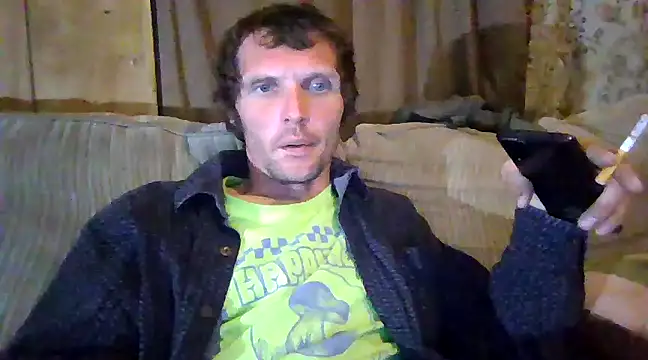 Snapshot of luke_thighwalker2469 chatting on December 20, 2024, 5:57 am luke thighwalker2469 online show from December 20, 2024, 5:57 am