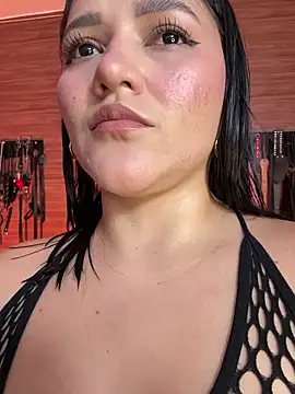 Snapshot of yey_bdsm chatting on May 11, 2026, 4:26 pm yey bdsm online show from May 11, 2026, 4:26 pm