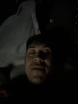 Snapshot of relsb123 chatting on February 12, 2025, 5:37 am relsb123 online show from February 12, 2025, 5:37 am