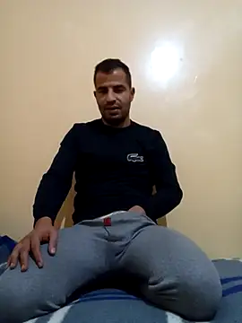 Bisex activ19 online show from December 14, 2024, 2:21 pm