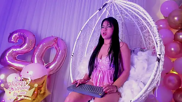 Snapshot of Ariana_ceballos chatting on December 29, 2024, 1:06 pm Ariana ceballos online show from December 29, 2024, 1:06 pm